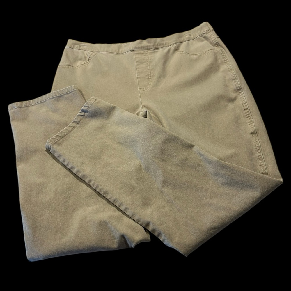 Women’s Issac Mizrahi Pull-up Khaki Pants